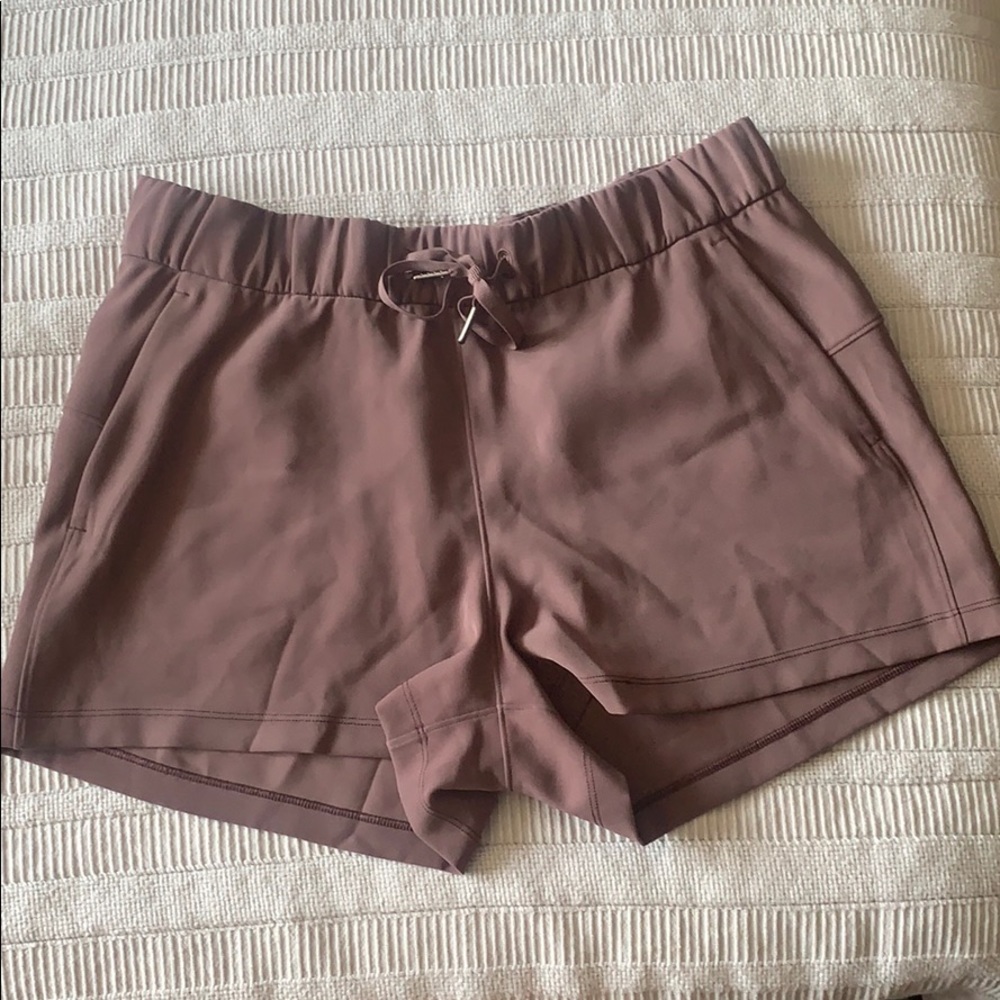 Lululemon on the fly shorts